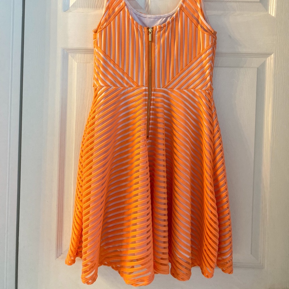 Bebe Fit and flare striped dress - Picture 4 of 8